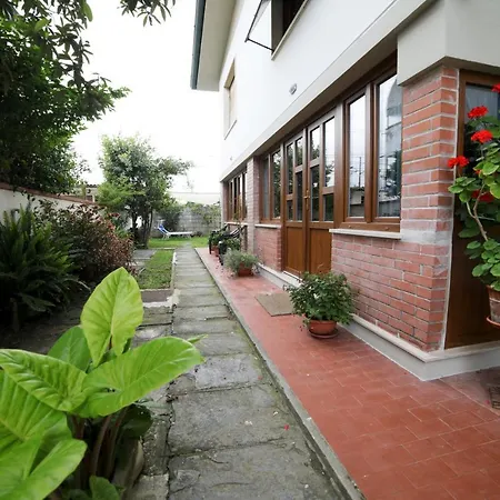 Vacanze A Будинок відпочинку *