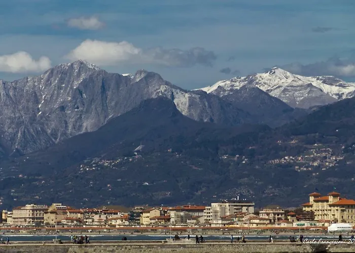 Vacanze A В'яреджо